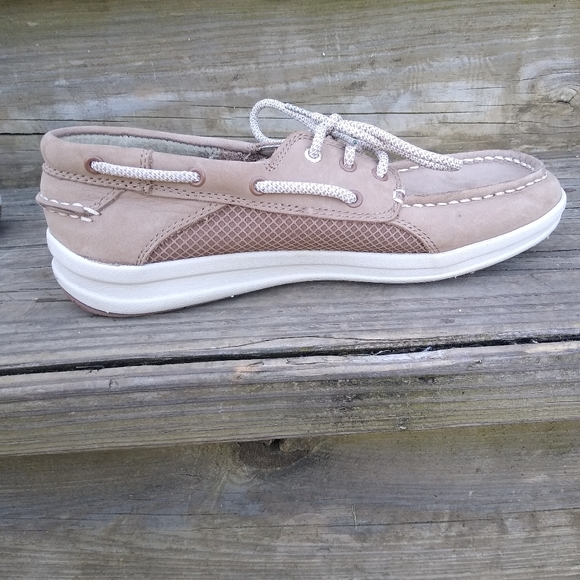 Sperry Topsider Shoes - Picture 3 of 5